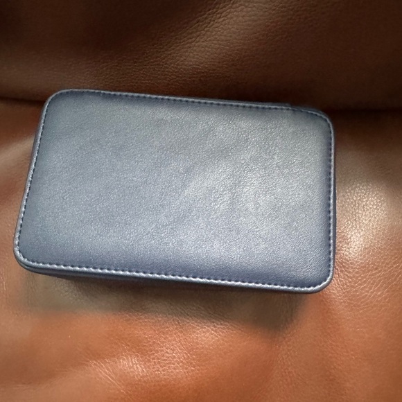 Missoni For Delta Travel /Toiletry Case/Bag Exclusive 2024 Release In Navy Blue - Picture 2 of 5